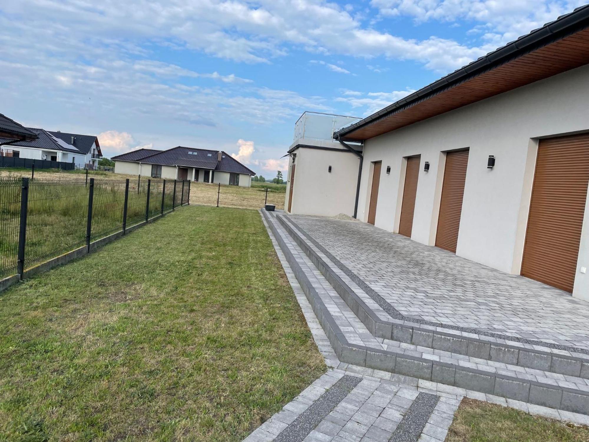 Rozana 51 Apartment Opole Luaran gambar
